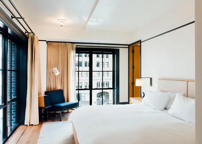 Finest 5 Star Hotels in Detroit
