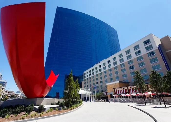 Top Hotels Near Circle Centre Indianapolis