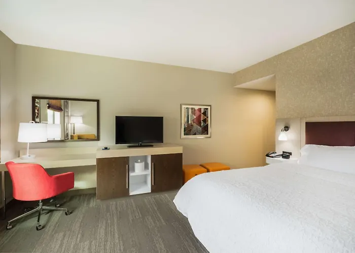 Top-Rated Luxury Hotels in Newport, United States